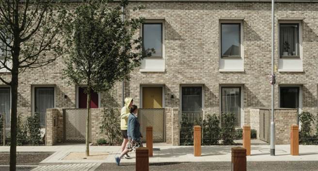 新冠肺炎的出現加劇了貧富差距的情況，疫情延燒對各國產生諾大的影響。（圖／earthbound）