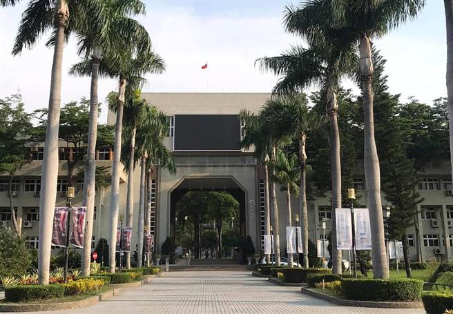 指考第二天第一節，彰化７件違規。（彰師大提供／吳敏菁彰化傳真）