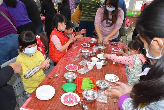 苗栗县新学年度共有79间园所加入准公共幼儿园，全县有8成私立幼儿园签约成为准公幼。（本报资料照）