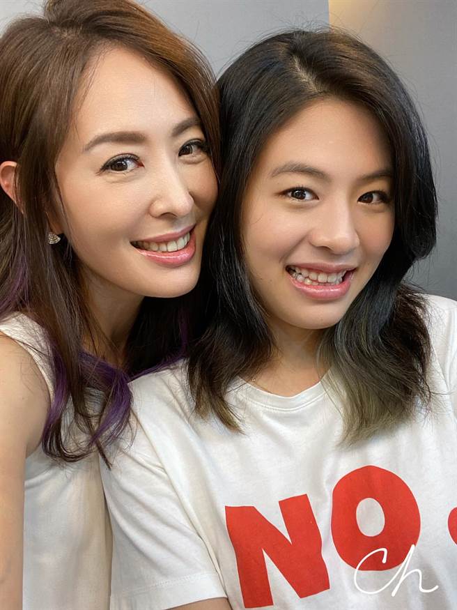 贾永婕问女儿有没有和林昀儒比赛过，对方中肯回应逗乐大家。（图／翻摄自脸书）