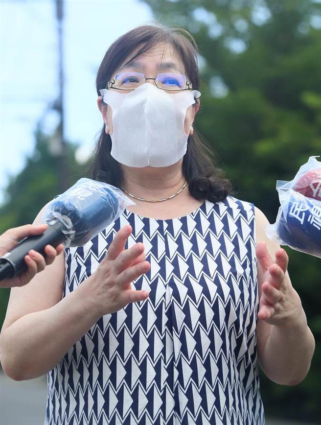 前總統李登輝辭世屆滿一周年，蔡英文總統與副總統賴清德30日低調到五指山國軍示範公墓追思致意，對於設置李登輝紀念圖書館在台大法學院舊址的提議，李登輝基金會董事長李安妮（如圖）表示這是「Best Choice」，但他們仍然保持開放的態度，如有其他建議也十分歡迎。（張鎧乙攝）