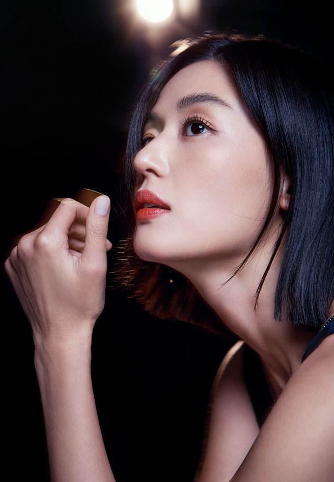 全智贤主演《尸战朝鲜：雅信传》开红盘。（Netflix提供）