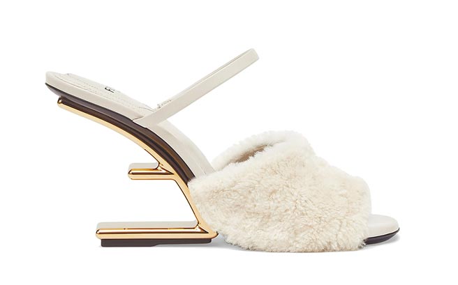 Fendi First系列倒F字樣高跟鞋，價格未定。（Fendi提供）