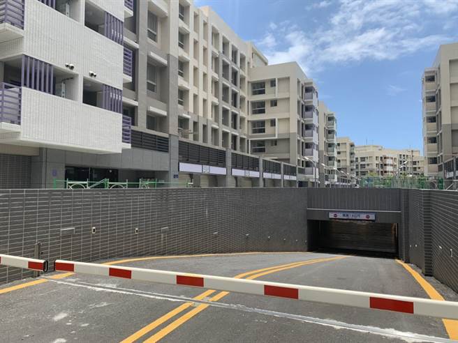 新城乡青年住宅下半年将陆续交屋后，乡内人口数将增加至2万3000人。（王志伟摄）