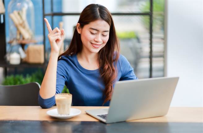 生肖屬狗、兔、蛇做人重感情、講道義，可過上名利雙收的人生。（圖／Shutterstock）