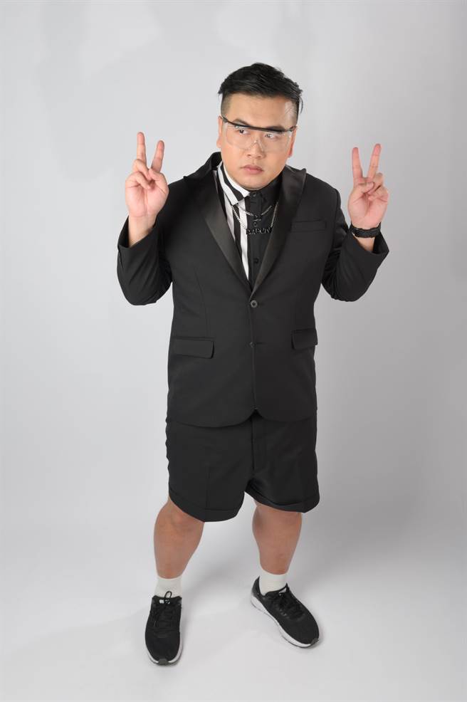 大胖返台推出首张专辑《未定义》。（The Punch Production提供）