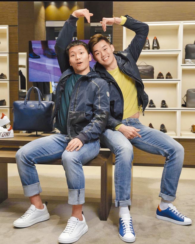 李洋（左）、王齊麟受邀拍攝AMEDEO TESTONI時尚照，展現時尚運動風。（AMEDEO TESTONI提供）