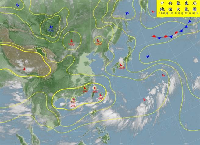 台灣位處低壓帶，附近有3個低壓環流，其中琉球附近的低壓若發展起來，將影響熱帶低壓或颱風的路徑偏東。(翻攝自氣象局)