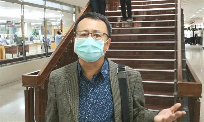 前民进党立委赖坤成抹黑韩国瑜「酒店背心经」遭起诉。本报资料照片