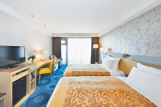 福容高雄店的「行政客房双人房」宽敞舒适。（福容大饭店提供）