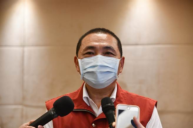 板桥远百中山店今自主休业1天　侯友宜：有员工确诊。（新北市府提供）