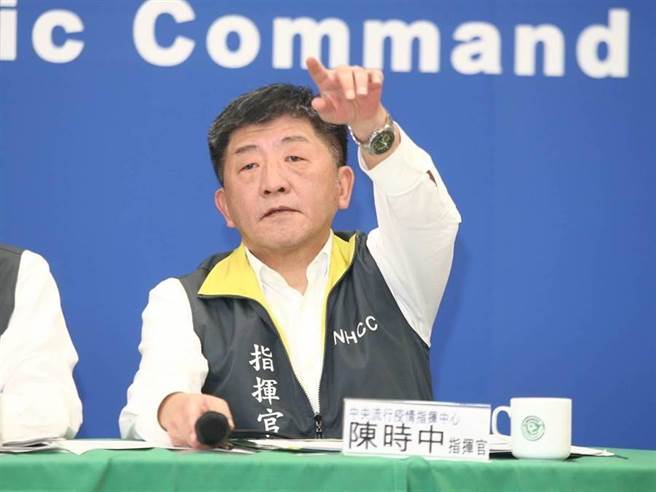 全台7月27日起至8月9日疫情警戒降至2級，維持「降級不解封」。中央流行疫情指揮中心指揮官陳時中說，目前沒有要大幅變動的打算。(報系資料照)