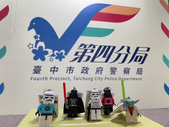 警方加强犯罪预防宣导，不因疫情而停歇，坚持不懈以各种方式宣导青少年如何预防犯罪，鼓励青少年拥抱青春，勿蹈法网。（警方提供）