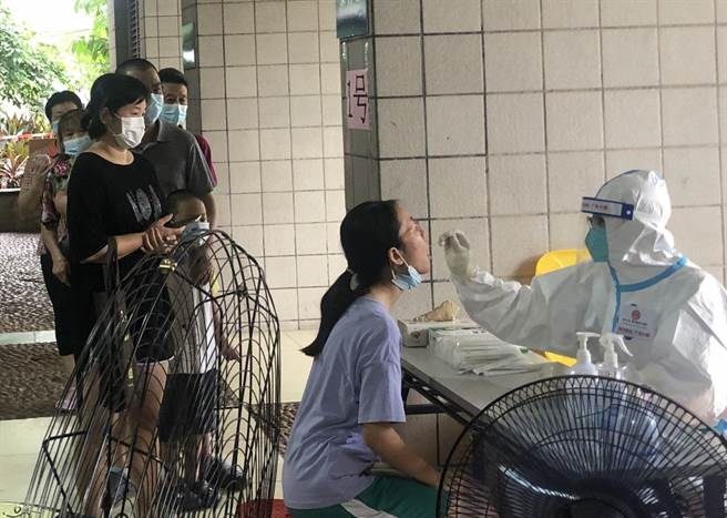 大陸昨新增本土確診62例，其中江蘇40例。另查出23例境外輸入病例，1例來自台灣。（文匯報）