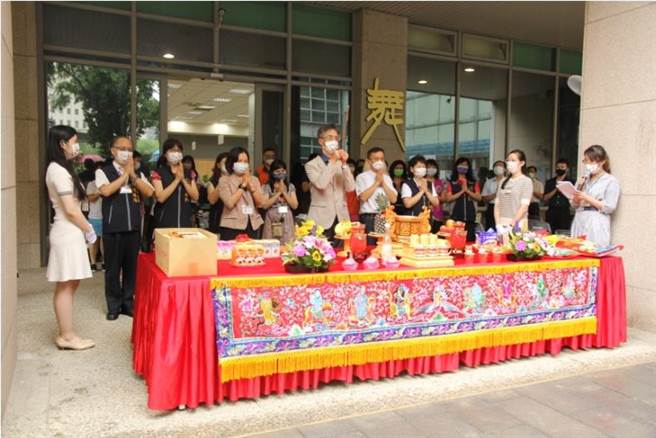 中市地稅局前庭整修啟用典禮。（台中市政府提供）