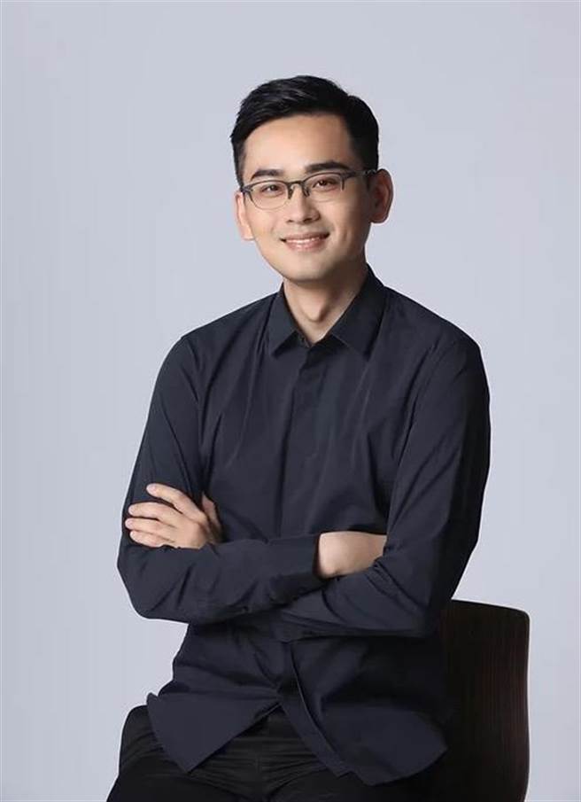 剧场导演周东彦跨界拍摄VR短片《雾中》。（高雄市电影馆提供）