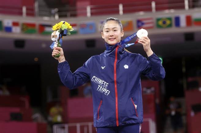 文姿云摘下東京奧運空手道女子55公斤銅牌。（中央社）