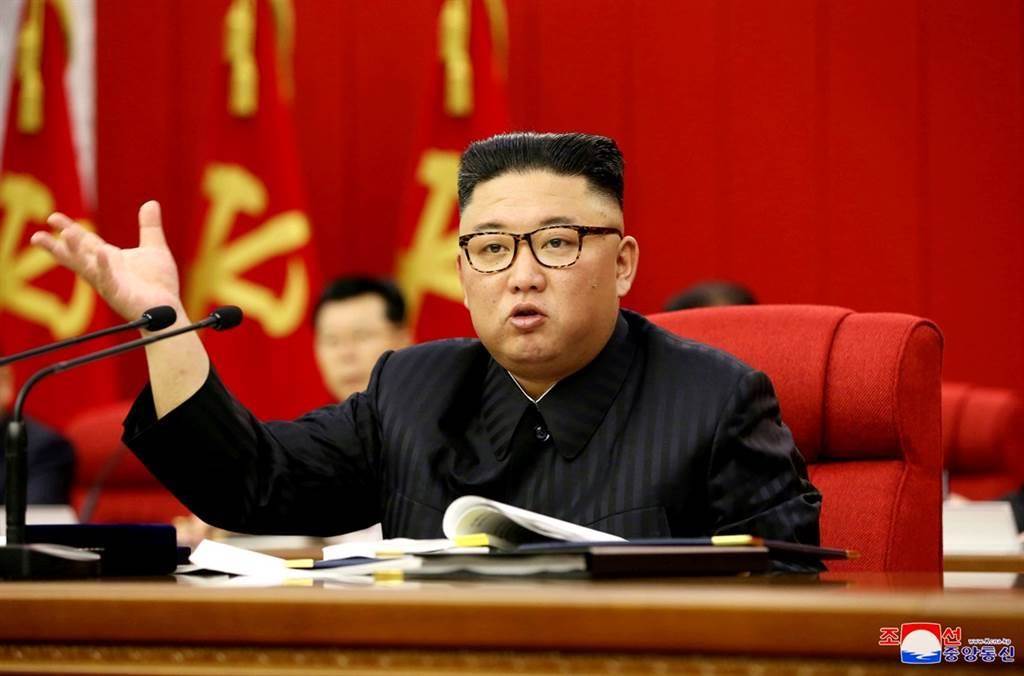 北韩领导人金正恩健康亮红灯的新闻几乎年年都有，但事实真假，只有最亲近的少数人才知道。（图／路透社、朝中社）(photo:ChinaTimes)