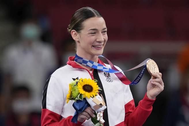 铜牌奥地利Bettina Plank。（美联社）