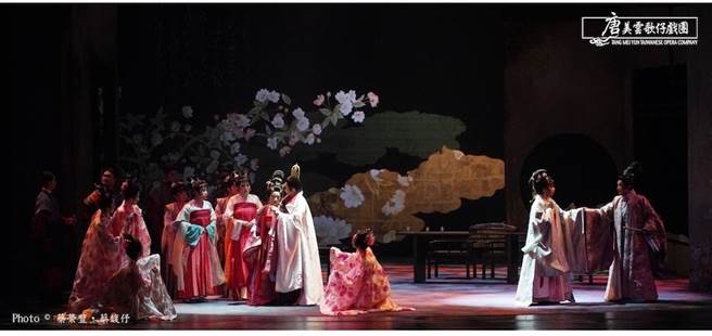 《光華之君》。（唐美雲歌仔戲團提供）