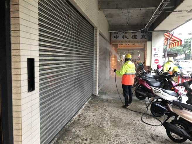 台中市公布女移工疫调足迹，匡列接触者49名採检中，并完成其足迹点清消。（台中市政府提供）