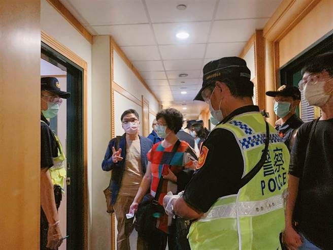 非法日租套房群聚開毒趴，6日遭斷水斷電。（高巿府觀光局提供）