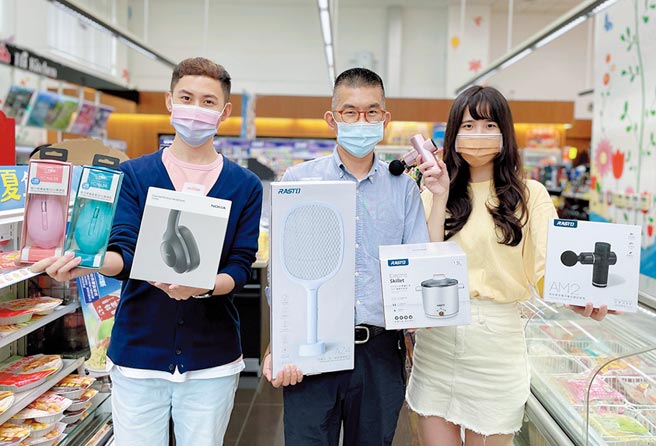 莱尔富今年父亲节整合线下门市和线上Hi-Life VIP APP、莱购物平台三管齐下。图／莱尔富提供