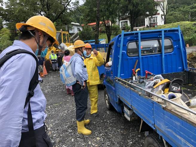 經台電人員搶修，桃源區恢復供電。（摘自台電網頁／林瑞益高雄傳真）