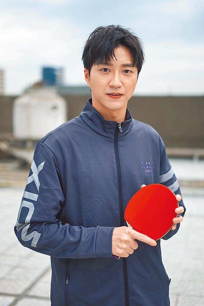 江宏杰恢单事业旺，近来受邀与日本运动厂商合作。（摘自推特）