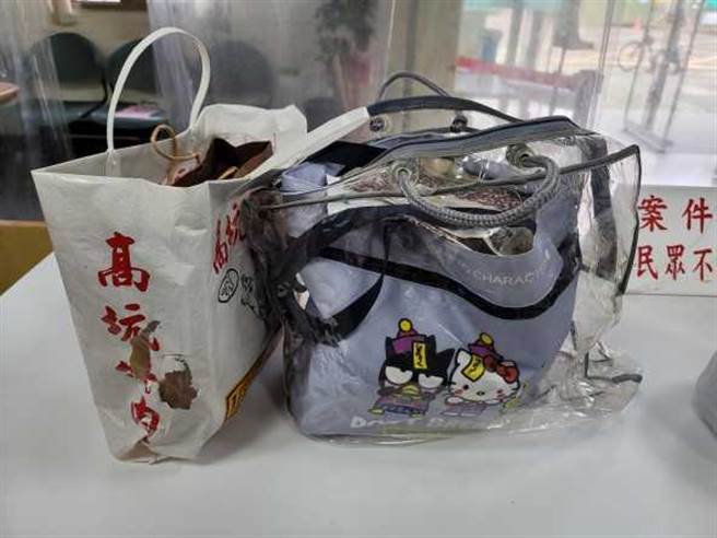 陳姓婦人丟掉的紀念性的貴重物品有照片、紀念幣、珠寶及玉鐲等物品。（太平警分局提供／馮惠宜台中傳真）