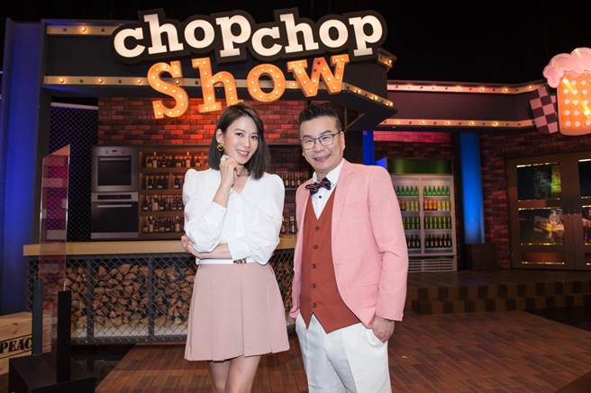 沈玉琳跟Melody睽违2个月重返《11点热吵店》棚内。（TVBS提供）