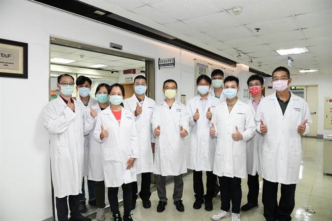 新北市警局刑事鑑識中心跨轄協助無名屍落葉歸根。（新北市警察局提供）