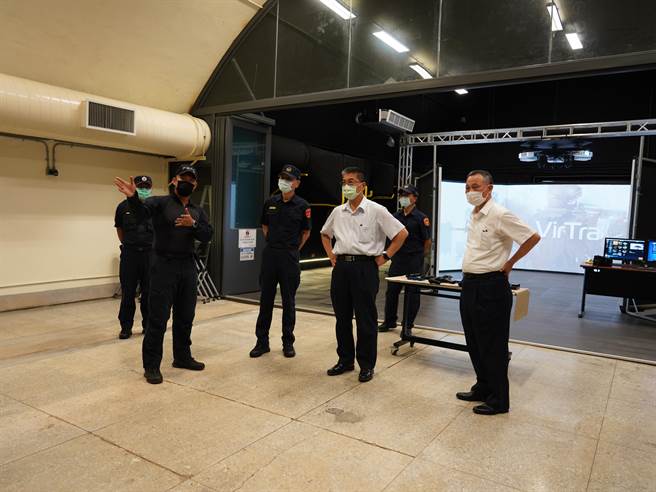 徐国勇特别指示，反恐训练中心训练能量，须持续精进强化外，对于训练中心相关反恐设施应不断充实。（图／警政署提供）