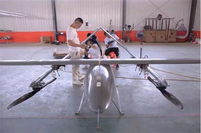 彩虹CH-804D無人機是由中國航天科技集團下屬航天十一院推出的軍民兩用複合翼垂直起降無人機。（圖／環球時報)

