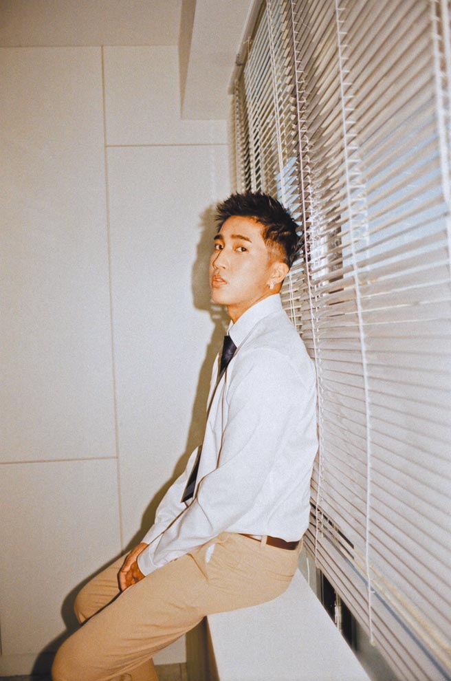 婁峻碩接連為多款手遊量身打造主題曲，堪稱「手遊主題曲」專業戶。（想不到音樂工作室提供）