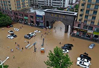 河南鄭州7月特大暴雨 報廢5934輛車