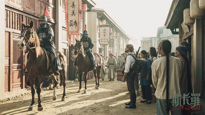 《斯卡罗》在岸内糖厂影视基地搭建主场景「台湾府城」聚落。（《斯卡罗》剧组提供／曹婷婷台南传真）