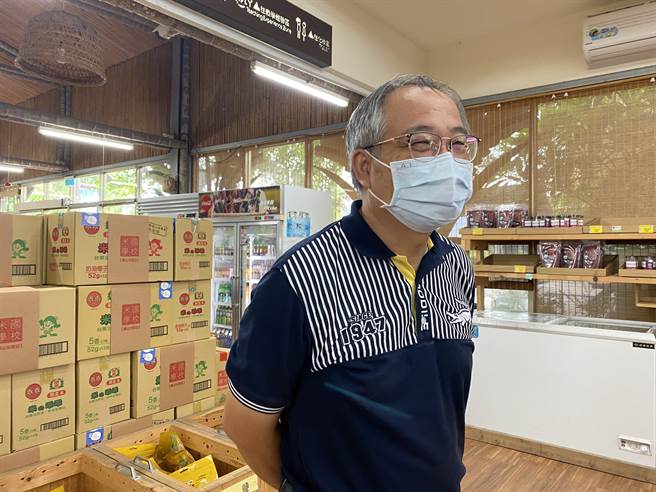 关山镇农会主任彭衍芳表示，盼未来热气球活动及政府推出农游相关方案，提升当地农产品买气。（蔡旻妤摄）