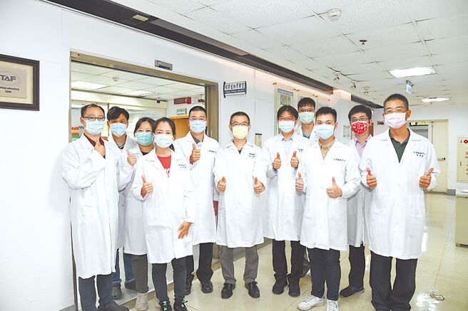 新北市警局刑事鑑识中心跨辖协助无名尸落叶归根。（新北市警察局提供／王扬杰新北传真）