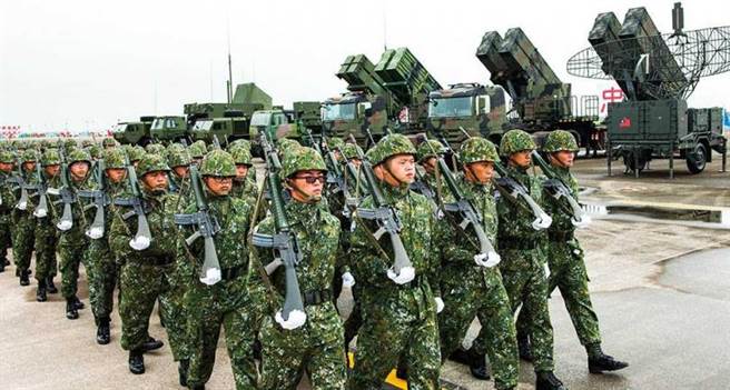 役男入伍時程受疫情影響，應屆畢業生不知何時才輪得到服兵役。（圖／報系資料庫）