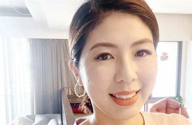 李怡貞表示遇到人夫抱怨老婆來取暖討拍，閉嘴是明哲保身的方式。（圖／女人大律師李怡貞臉書）