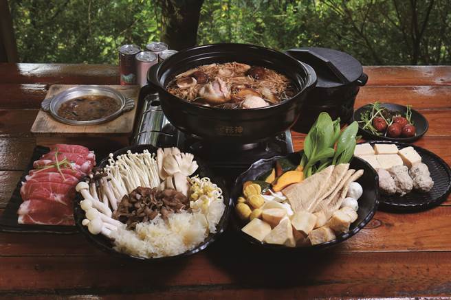 台中市新社菇神入选2021年米其林必比登推荐清单。（业者提供）