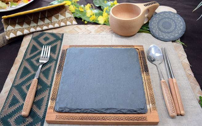 青叶社区以部落神话为元素，融入生活器具创作，盼藉此带来观光动能。（林和生摄）