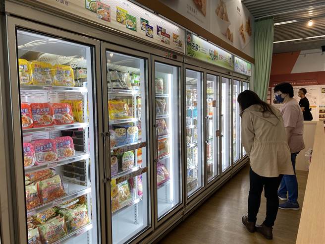 桃园第15家庇护工场位处桃园区民生路，在今年4月底落成的劳工教育大楼1楼，本周开始试营运，晋用12位庇护生。（蔡依珍摄）