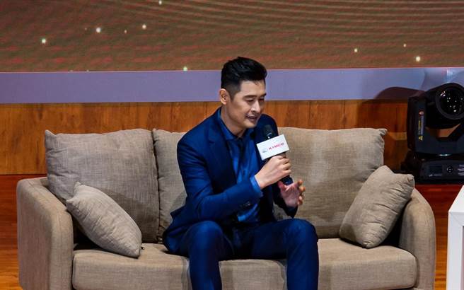 光阳董事长柯胜峯表示，这项全球首创的个人化专属送电服务，彻底解决车主换电或充电造成的不便，也为电动机车补充能源方式，补上最后一块拼图！（图／陈彦文摄）