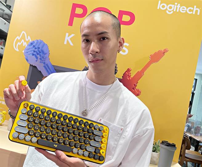 羅技POP KEYS無線機械式鍵盤「酷玩黃」款式。（黃慧雯攝）