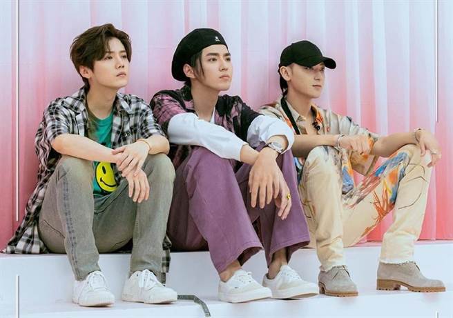 吴亦凡和鹿晗、黄子韬有革命情感。(图/翻摄自微博)