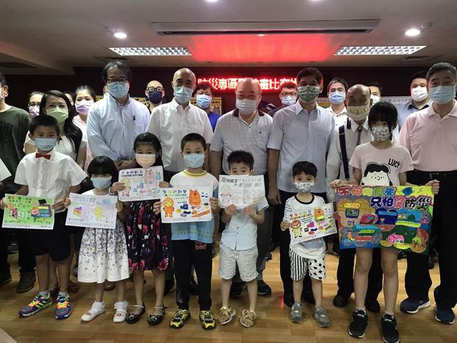 基隆市消防局今年宣导结合绘画比赛，希望能有更多迴响。（陈彩玲摄）