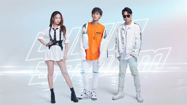 吴卓源、鼓鼓、萧秉治共同代言手游《战神风暴》 合作打造游戏主题曲