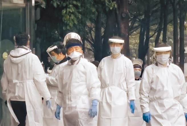 陈时中不认「3+11」是破口，引来诸多质疑及批评。（读者提供）